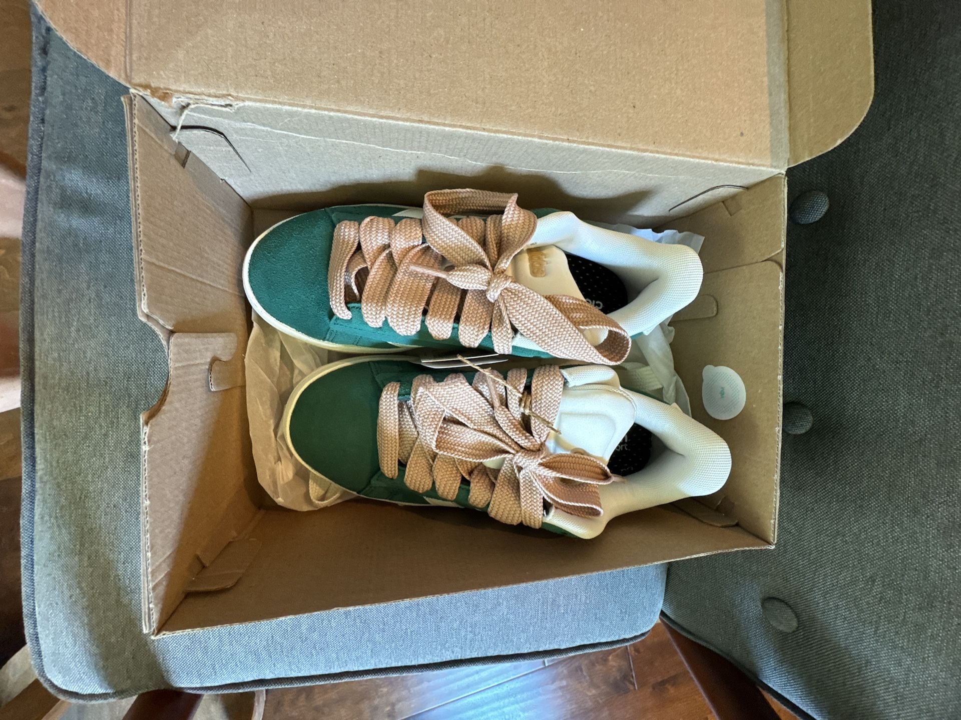 Adidas Grand Court Alpha 00s Women's Size 7 Green Suede Sneakers